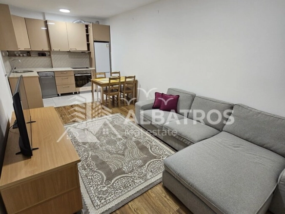 Izdavanje: Dvosoban stan 622 m² – Bar — fotografija 2