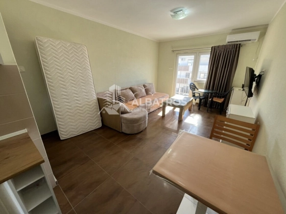 Izdavanje: Jednosoban stan 48 m² – Šušanj, Bar — fotografija 3