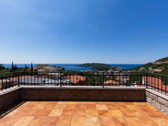 Kuća 495 m² – Bečići, Budva — fotografija 2