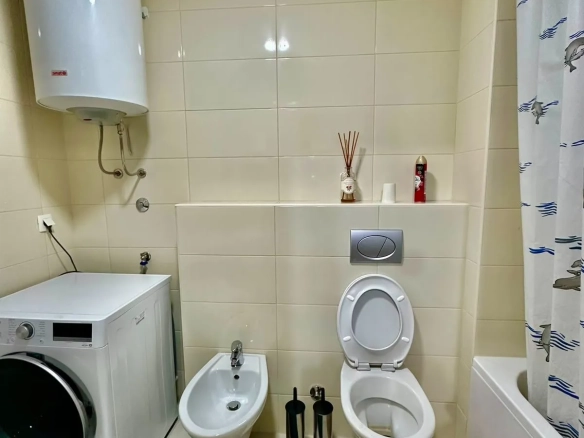 Izdavanje: Jednosoban stan 43 m² – Bečići, Budva — fotografija 9