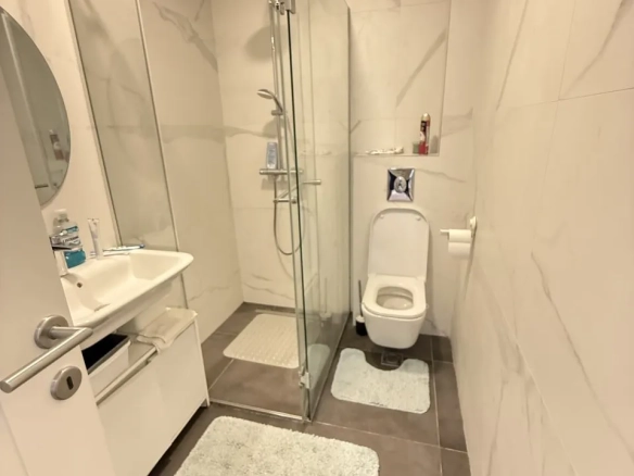 Izdavanje: Jednosoban stan 38 m² – Bečići, Budva — fotografija 2