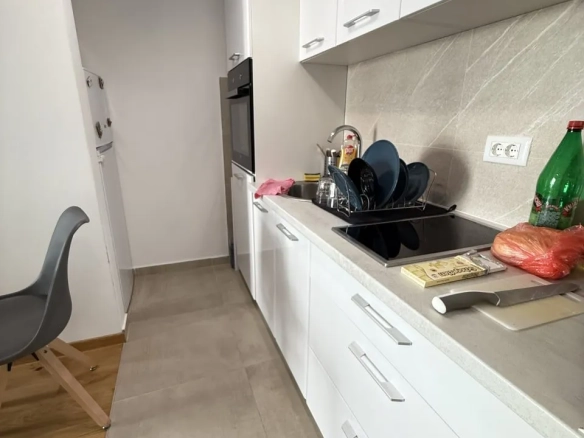 Izdavanje: Jednosoban stan 38 m² – Bečići, Budva — fotografija 4