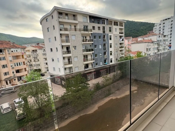 Izdavanje: Jednosoban stan 53 m² – Rozino, Budva — fotografija 7