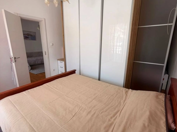 Izdavanje: Dvosoban stan 70 m² – Babilonija, Budva — fotografija 5