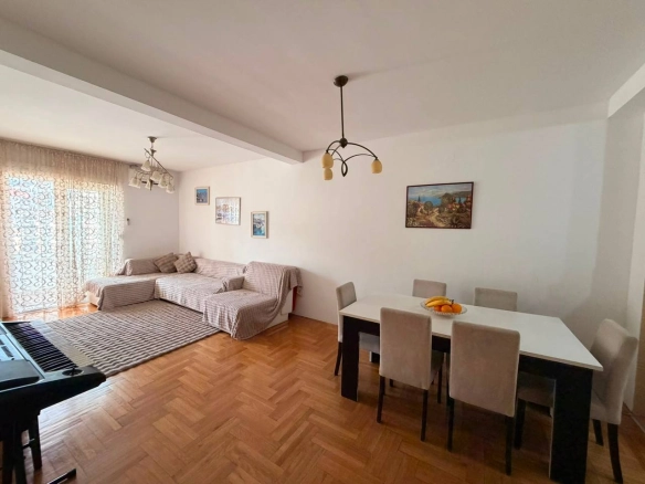 Izdavanje: Dvosoban stan 70 m² – Babilonija, Budva — fotografija 6