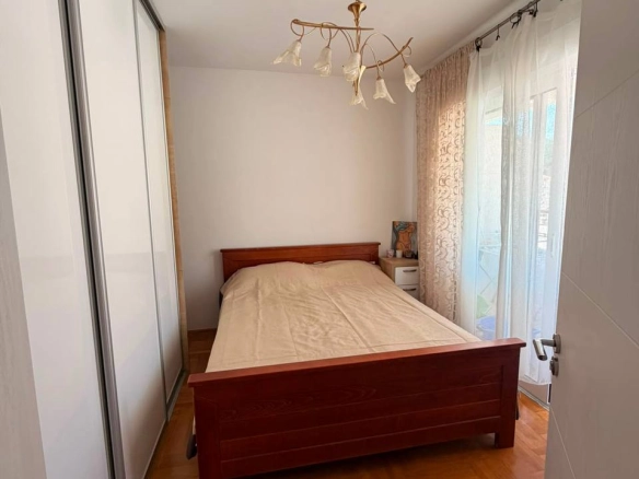 Izdavanje: Dvosoban stan 70 m² – Babilonija, Budva — fotografija 7