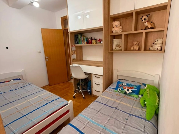 Izdavanje: Dvosoban stan 70 m² – Babilonija, Budva — fotografija 9