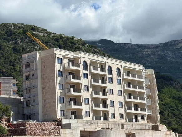 Trosoban stan 93 m² – Rozino, Budva — fotografija 11