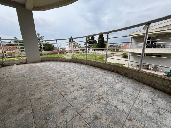 Kuća 250 m² – Polje, Bar — fotografija 8