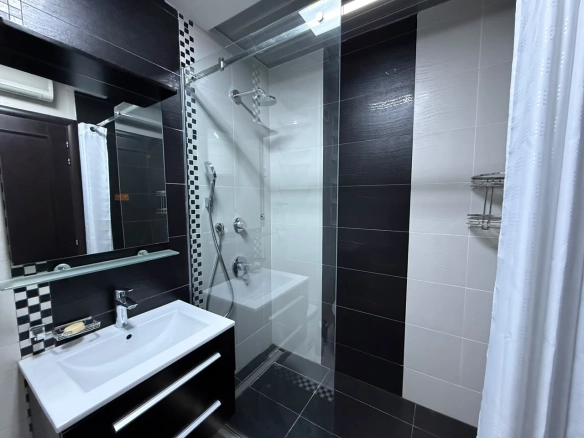 Dvosoban stan 105 m² – Rozino, Budva — fotografija 10