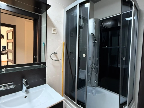 Dvosoban stan 105 m² – Rozino, Budva — fotografija 18