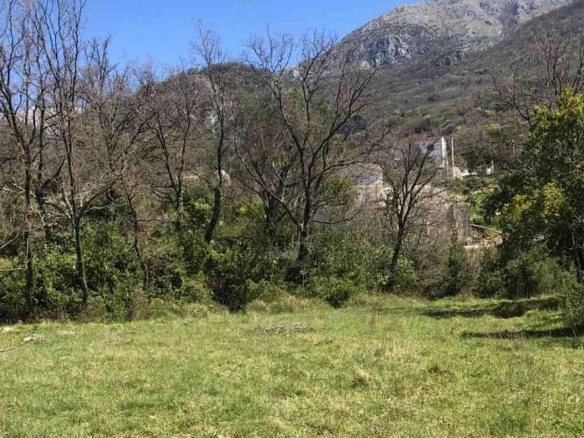 Plac na tri nivoa u Zaljevu, Bar — fotografija 3