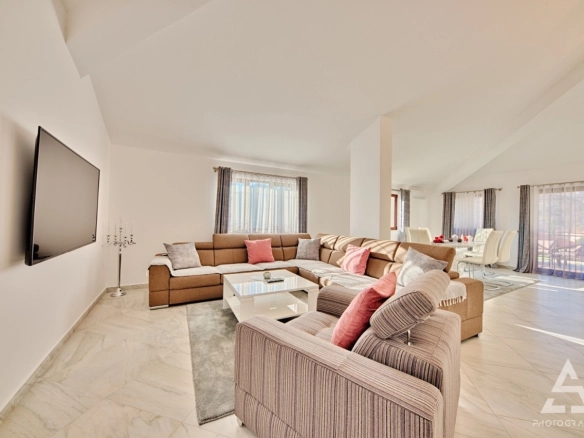 Kuća 180 m² – Zupci, Bar — fotografija 4