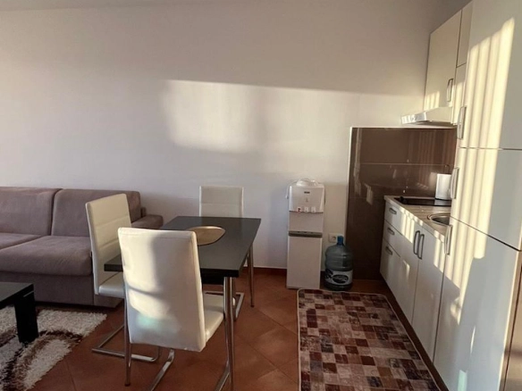 Izdavanje: Jednosoban stan 56 m² – Dobra Voda, Bar — fotografija 4
