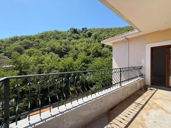 Trosoban stan 107 m² – Bečići, Budva — fotografija 11