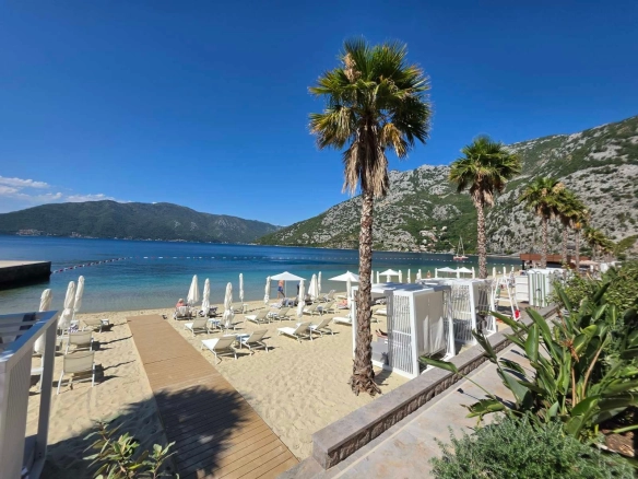 Trosoban stan 182 m² – Risan, Kotor — fotografija 4