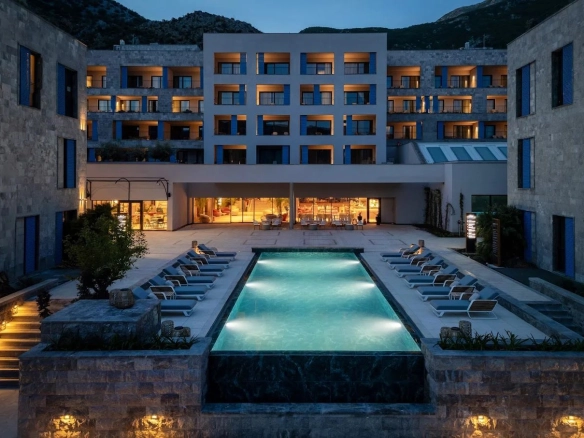 Trosoban stan 182 m² – Risan, Kotor — fotografija 9