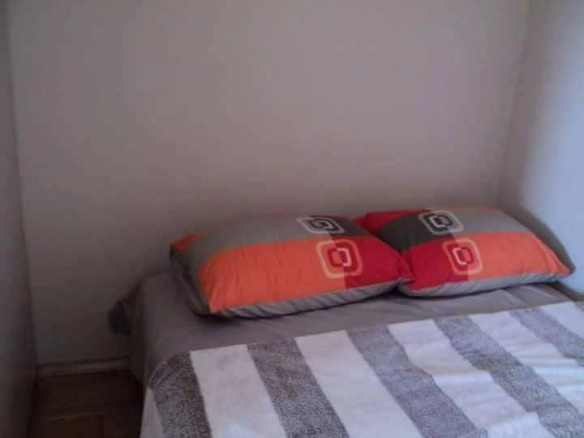 Jednosoban stan na trećem spratu u Baru — fotografija 7