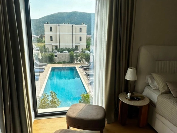 Izdavanje: Kuća 165 m² – Lastva Grbaljska, Kotor — fotografija 9