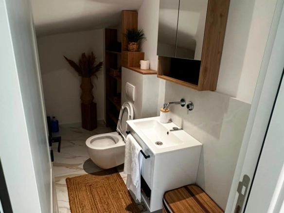 Izdavanje: Kuća 165 m² – Lastva Grbaljska, Kotor — fotografija 16