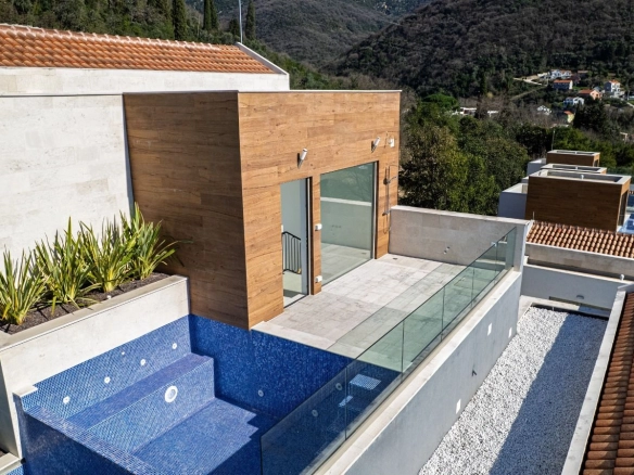 Trosoban stan 140 m² – Donja Lastva, Tivat — fotografija 8