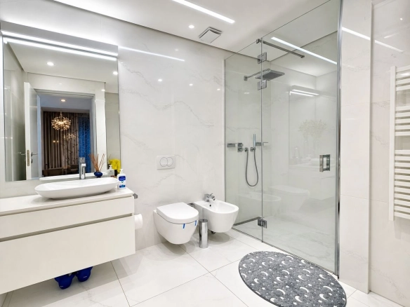 Izdavanje: Dvosoban stan 156 m² – Budva — fotografija 7