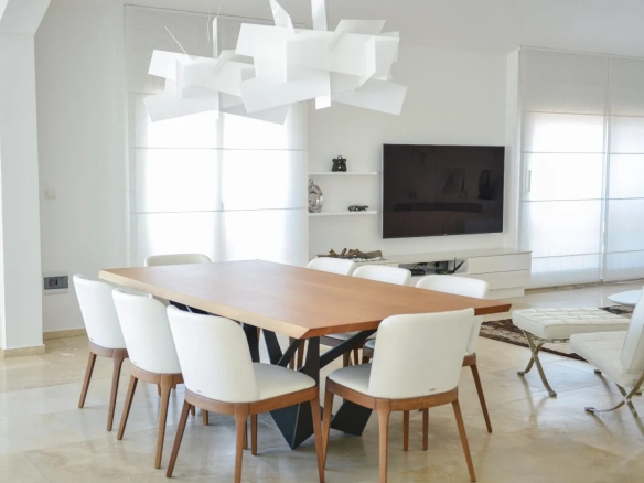 Trosoban stan 218 m² – Budva — fotografija 3