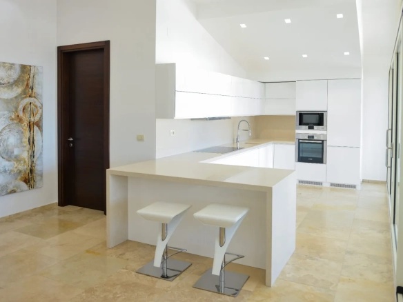 Trosoban stan 218 m² – Budva — fotografija 4