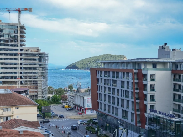 Trosoban stan 218 m² – Budva — fotografija 11