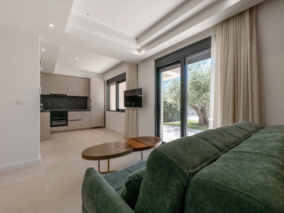 Izdavanje: Kuća 200 m² – Reževići, Budva — fotografija 10