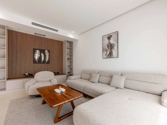 Izdavanje: Kuća 200 m² – Reževići, Budva — fotografija 17