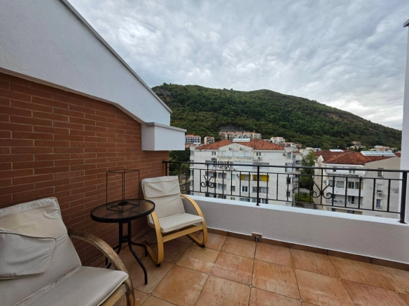 Opremljen jednosoban stan u naselju Lazi, Budva — fotografija 6