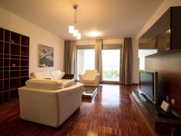Dvosoban stan 105 m² – Stoliv, Kotor — fotografija 3