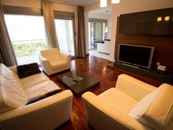 Dvosoban stan 105 m² – Stoliv, Kotor — fotografija 4