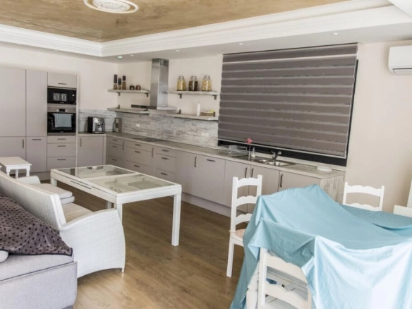 Kuća 371 m² – Stoliv, Kotor — fotografija 10