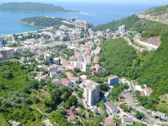Plac 1.461 m² – Bečići, Budva — fotografija 2