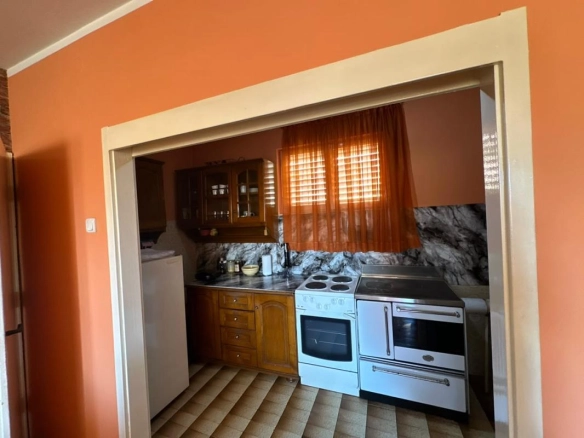Izdavanje: Kuća 130 m² – Stari Bar, Bar — fotografija 8