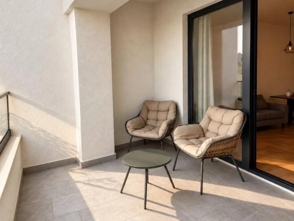 Izdavanje: Garsonjera 29 m² – Bečići, Budva — fotografija 3
