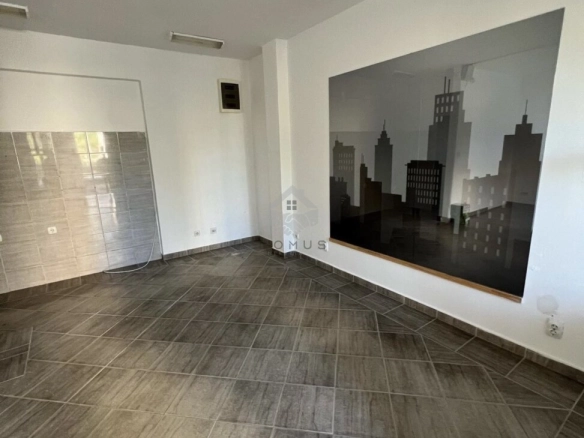 Poslovni prostor 33 m² u Centru, Podgorica — fotografija 3