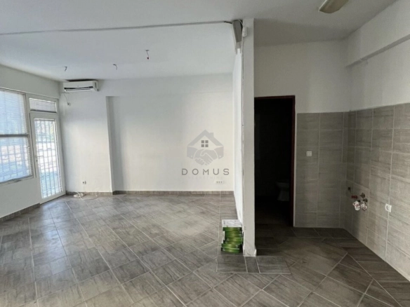 Poslovni prostor 33 m² u Centru, Podgorica — fotografija 5