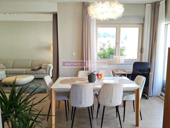 Trosoban stan 114 m² – Dobrota, Kotor — fotografija 4