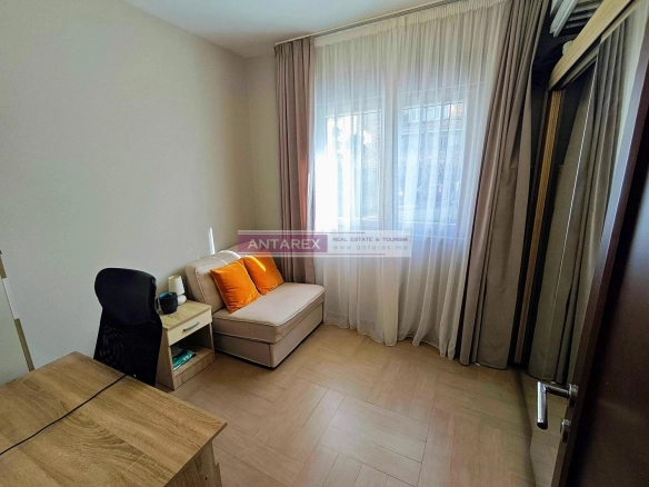 Trosoban stan 114 m² – Dobrota, Kotor — fotografija 9