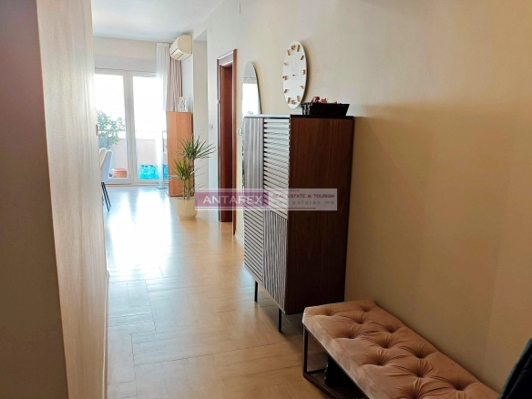 Trosoban stan 114 m² – Dobrota, Kotor — fotografija 12