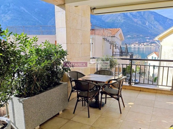 Trosoban stan 114 m² – Dobrota, Kotor — fotografija 15