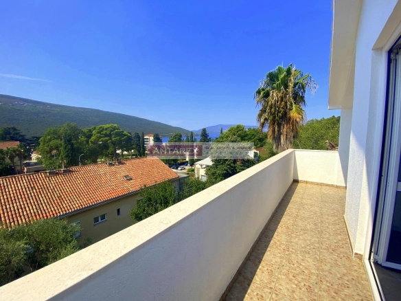 Dvosoban stan 65 m² – Kumbor, Herceg Novi — fotografija 6