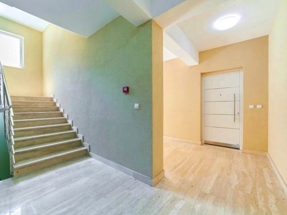 Četvorosoban stan 150 m² – Kotor — fotografija 10