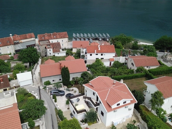 Kuća 230 m² – Prčanj, Kotor — fotografija 4
