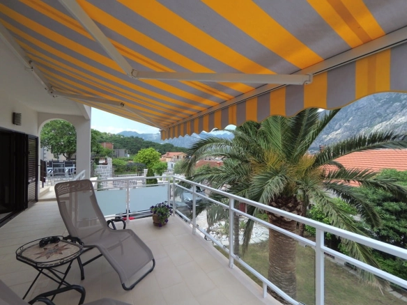 Kuća 230 m² – Prčanj, Kotor — fotografija 13