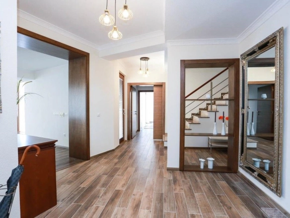 Kuća 517 m² – Krašići, Tivat — fotografija 13