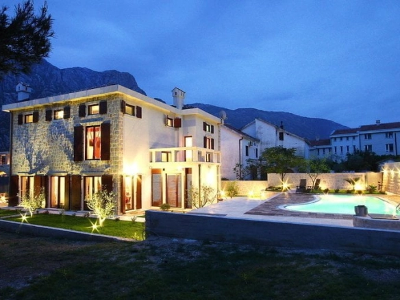Kuća 497 m² – Prčanj, Kotor — fotografija 12